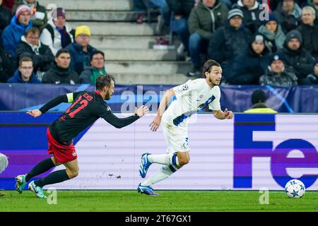 Salzbourg, Autriche. 08 novembre 2022. Salzbourg, Autriche, le 8 novembre 2023 : Matteo Darmian (36 Inter) participe au match de football du Groupe D de l'UEFA Champions League entre le RB Salzbourg et l'Inter au Red Bull Arena de Salzbourg, en Autriche. (Daniela Porcelli/SPP) crédit : SPP Sport Press photo. /Alamy Live News Banque D'Images