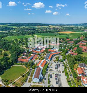 Vue aérienne de la station thermale de Bad Birnbach dans le Triangle thermal bavarois inférieur Banque D'Images