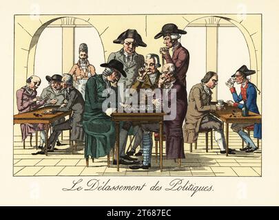 Des vieillards jouant aux dames au café de la Régence, un café du Palais Royale célèbre pour les échecs. Jeu de dames. Le Delassement des politiques. Copie des caricatures parisiennes d'Aaron Martinet, 1802. Lithographie coloriée à la main de Henry Rene dAllemagnes Recreations et passe-temps, Jeux et passe-temps, Hachette, Paris, 1906. Banque D'Images