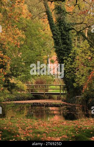 Impressionen von Kloster Dinklage im Herbst Banque D'Images