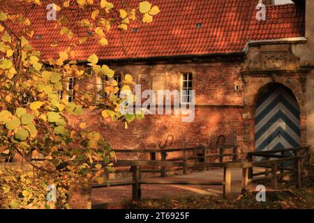 Impressionen von Kloster Dinklage im Herbst Banque D'Images