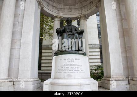 Le William Cullen Bryant Memorial à New York. Banque D'Images