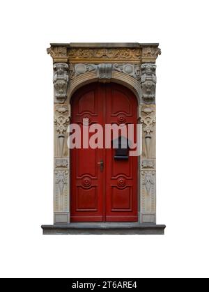 portes en bois rouge avec embrasure de porte isolée sur fond blanc Banque D'Images