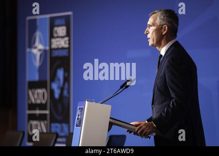 Jens Stoltenberg, Generalsekretaer der NATO, aufgenommen im Rahmen seiner Rede BEI der Eroeffnung der NATO Cyberkonferenz im Auswaertigen AMT à Berlin, 09.11.2023. Berlin Deutschland *** Jens Stoltenberg, secrétaire général de l'OTAN, a enregistré lors de son discours d'ouverture de la Cyber Conférence de l'OTAN au ministère fédéral des Affaires étrangères à Berlin, 09 11 2023 Berlin Allemagne Copyright : xJaninexSchmitz/photothek.dex Credit : Imago/Alamy Live News Banque D'Images