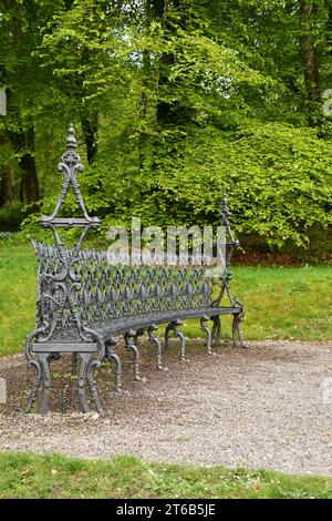 Banc dans le parc, Woodstock Gardens et Arboretum Banque D'Images