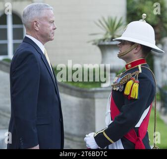 ÉTATS-UNIS, Royaume-Uni joint Chiefs of Staff Talk collaboration 140610 Banque D'Images