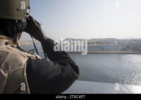 USS Arlington (LPD 24) 151109 Banque D'Images