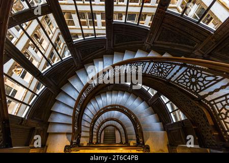 Rookery Building de 1888 au centre-ville de Chicago, Illinois, États-Unis. La plus ancienne tour de Chicago avec une structure romane possède un hall conçu par Frank Lloyd Wright Banque D'Images