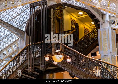 Rookery Building de 1888 au centre-ville de Chicago, Illinois, États-Unis. La plus ancienne tour de Chicago avec une structure romane possède un hall conçu par Frank Lloyd Wright Banque D'Images