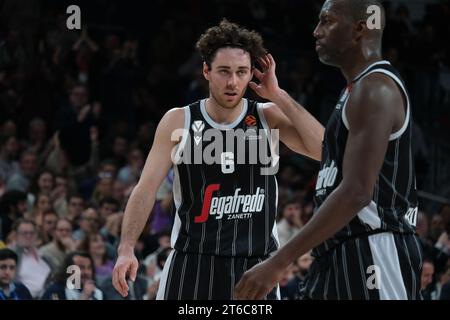 Pajola Alessandro de Bologne lors du match de Turkish Airlines Euroleague entre le Real Madrid et Virtus Segafredo Bologne au WiZink Center le novembre Banque D'Images