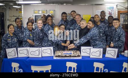 USS Bonhomme Richard (LHD 6) célébration du mois de l'histoire afro-américaine-noire 170217 Banque D'Images