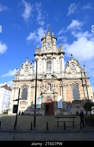 Façade extérieure de l'église de St. Jean-Baptiste au Béguinage (Église Saint-Jean-Baptiste au Béguinage) – Bruxelles Belgique – 24 octobre 2023 Banque D'Images