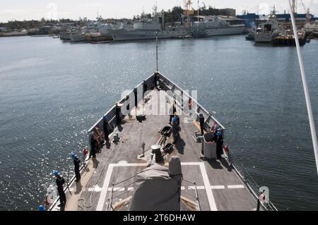 L'USS Ford arrive en Colombie-Britannique. (8715224622) Banque D'Images