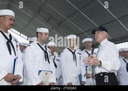 Opérations de l'USS fort Worth 150409 Banque D'Images