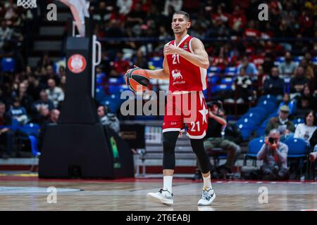 Milan, Italie. 09 novembre 2023. Diego Flaccadori #21 de EA7 Emporio Armani Milan vu en action lors du match de Turkish Airlines Euroleague de la saison régulière Round 7 entre EA7 Emporio Armani Milan et Valencia basket au Mediolanum Forum. Score final ; EA7 Milan 83:52 Valence crédit : SOPA Images Limited/Alamy Live News Banque D'Images