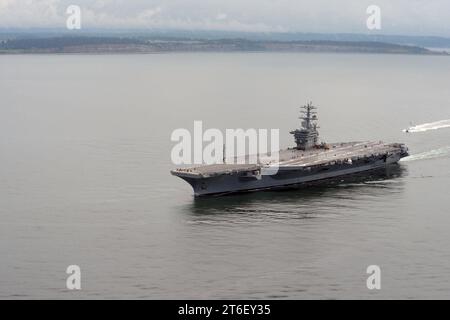 USS Nimitz 140613 Banque D'Images