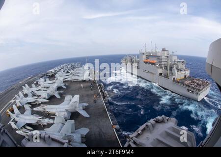 USS Ronald Reagan (CVN 76) Banque D'Images
