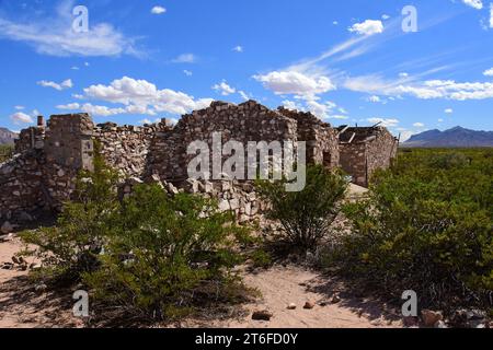 ruines de la grange, du bunkhouse, et du garage de la maison historique mcdonald ranch près du site trinity, nouveau mexique, Banque D'Images