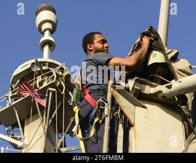 USS Sterett (DDG 104) 141115 Banque D'Images