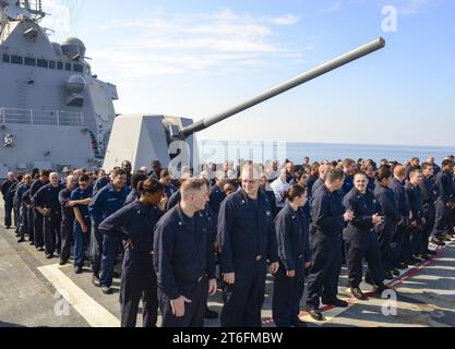 USS Sterett (DDG 104) 141115 Banque D'Images