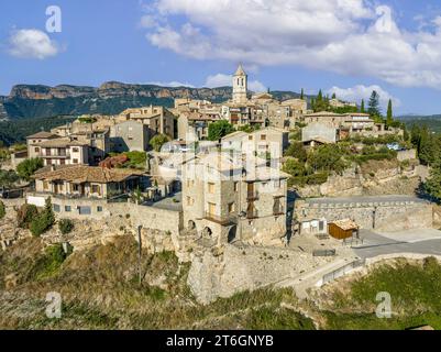 Vue aérienne panoramique de Roda de Isabena, Huesca. Choisi l'une des plus belles villes d'Espagne. Banque D'Images