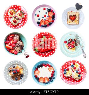 Ensemble de desserts isolés ou de collations avec des baies fraîches. Toast, yaourt grec, tranche de gâteau, crème glacée et cheesecake sur des assiettes colorées. Idées de menu Banque D'Images