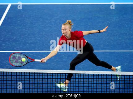 Harriet Dart de Grande-Bretagne lors d'une séance d'entraînement avant le match de la coupe Billie Jean King 2023 entre la Grande-Bretagne et la Suède à la Copper Box Arena de Londres. Date de la photo : Vendredi 10 novembre 2023. Banque D'Images