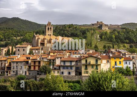 Fort Lagarde au-dessus de Prats-de-Mollo-la-Preste, Occitanie, France. Banque D'Images