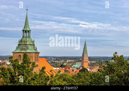 Vue du Kalkberg à la vieille ville historique de Lüneburg Banque D'Images