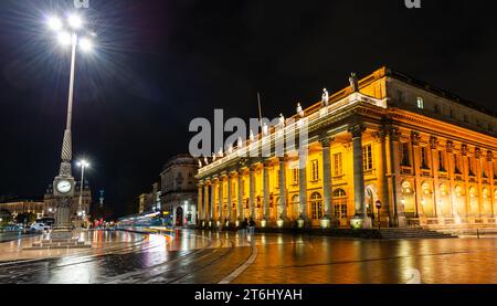 Le Grand Théâtre de Bordeaux de nuit, en Gironde, en Nouvelle-Aquitaine, France Banque D'Images