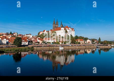 Vue du château d'Albrechtsburg et de la cathédrale de Meissen, Elbe, Meissen, Saxe, Allemagne, Europe Banque D'Images
