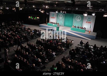 Conférenciers au Sinn Fein ARD Fheis à l'Université technologique de Shannon Campus à Athlone, comté de Westmeath. Date de la photo : Vendredi 10 novembre 2023. Banque D'Images