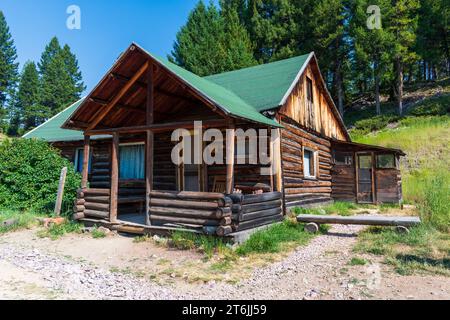 Garnet, MT USA - 4 septembre 2022 : Garnet Ghost Town dans les montagnes du Montana à l'extérieur de Missoula. Plus de 25 bâtiments ont été préservés dans cet historique Banque D'Images