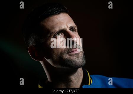 Turin, Italie. 10 novembre 2023. Novak Djokovic de Serbie regarde lors du tapis bleu de la finale Nitto ATP 2023. Crédit : Nicolò Campo/Alamy Live News Banque D'Images