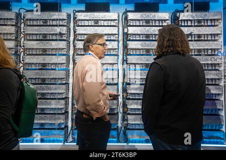 Novi, Michigan - le salon de la batterie et l'exposition sur la technologie des véhicules électriques et hybrides. L'événement annuel apporte des milliers d'informations et de démonstration Banque D'Images
