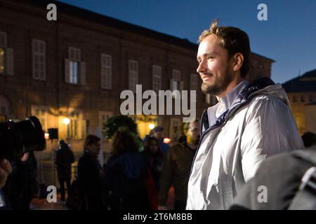 Torino, Italie. 10 novembre 2023. Le joueur de tennis Daniil Medvedev arrive à Piazza Castello, Turin avant les finales Nitto ATP 2023. Crédit de départ : Marco Destefanis/Alamy Live News Banque D'Images