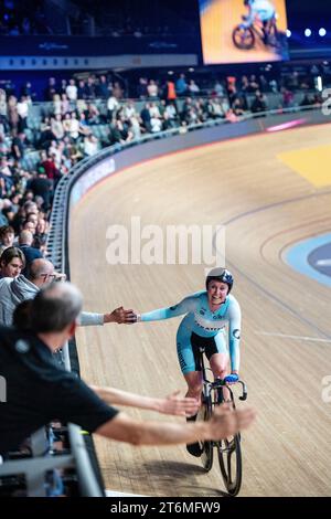 Katie Archibald UK célèbre après sa victoire dans l'élimination féminine UCI Track League London Round 4 10 nov Banque D'Images