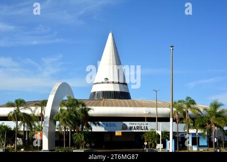 Ville : Marilia, São Paulo, Brésil - 29 juillet 2022 : façade d'une gare routière, dans une ville à l'intérieur de l'État de São Paulo, Brésil, Amérique du Sud, Banque D'Images