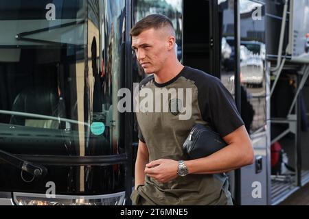 Jack Shepherd #41 de Barnsley arrive lors du match Sky Bet League 1 Derby County vs Barnsley au Pride Park Stadium, Derby, Royaume-Uni, le 11 novembre 2023 (photo de Mark Cosgrove/News Images) à Derby, Royaume-Uni le 11/11/2023. (Photo de Mark Cosgrove/News Images/Sipa USA) Banque D'Images