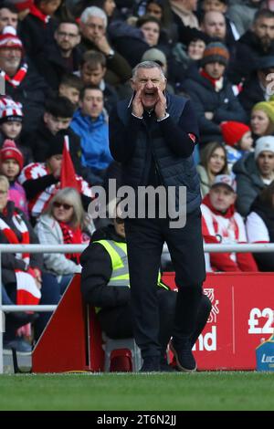 Sunderland, Royaume-Uni. 11 novembre 2023. Tony Mowbray, Manager de Sunderland, lors du Sky Bet Championship Match entre Sunderland et Birmingham City au Stadium of Light, Sunderland, le samedi 11 novembre 2023. (Photo : Robert Smith | MI News) Banque D'Images