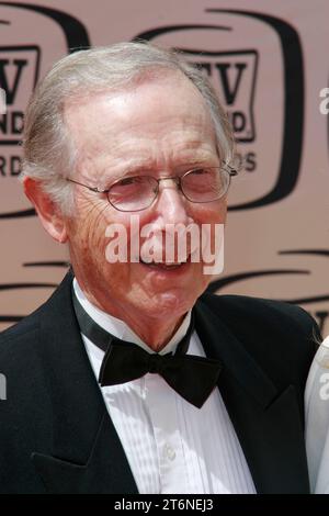 Bernie Kopell aux « 8e Prix annuels TV Land ». Arrivées à Sony Pictures, Culver City, CA le 17 avril 2010. Crédit photo : Joseph Martinez / Picturelux Banque D'Images