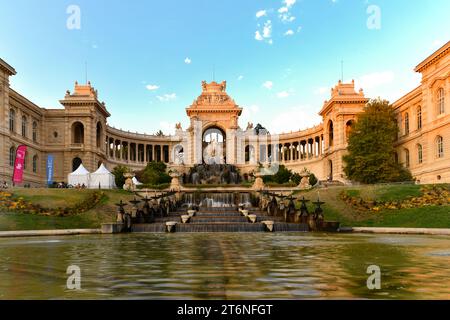 Marseille, France - 20 juillet 2022 : le Palais Longchamp abrite le Musée des Beaux-Arts et le Musée d'Histoire naturelle de Marseille en France. Banque D'Images