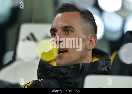 Arkadiusz Milik de la Juventus FC lors du match de Serie A entre la Juventus FC et Cagliari Calcio au stade de la Juventus à Turin (Italie), le 11 novembre 2023. Banque D'Images