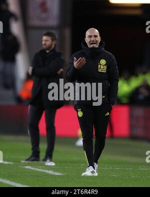 Enzo Maresca, entraîneur de Leicester City, lors du Sky Bet Championship match entre Middlesbrough et Leicester City au Riverside Stadium, Middlesbrough, le samedi 11 novembre 2023. (Photo : Mark Fletcher | MI News) Banque D'Images