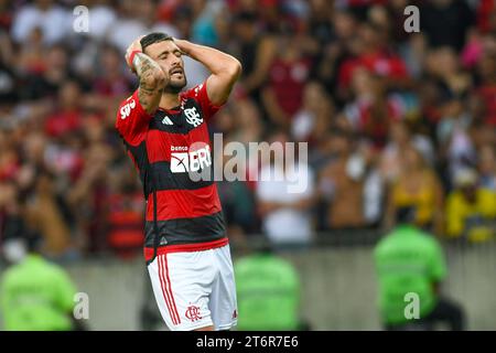 Rio, Brésil - 11 novembre 2023, joueur de Arrascaeta dans le match entre Flamengo vs Fluminense par championnat brésilien de 34e tour, à Maracana St Banque D'Images