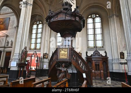 La chaire à l'intérieur de l'église Sainte-Catherine – Bruxelles Belgique – 24 octobre 2023 Banque D'Images