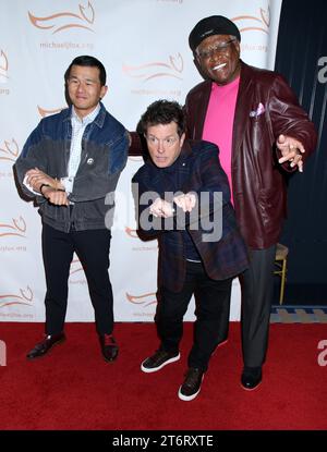 Ronny Chieng, Michael J. Fox et George Wallace participant au gala de la Fondation Michael J. Fox 2023 "Une chose drôle s'est produite sur le chemin de guérir Parkinson" qui s'est tenu à Cipriani South Street à Casa Cipriani le 11 novembre 2023 à New York City, NY ©Steven Bergman/AFF-USA.COM Banque D'Images