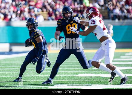 11 novembre 2023 Berkeley, CA États-Unis le Wide Receiver californien Mavin Anderson (11) court pour un premier match de football de la NCAA entre les Washington State Cougars et les Golden Bears de Californie. La Californie a battu l'État de Washington 42-39 au California Memorial Stadium Berkeley Calif. Thurman James / CSM Banque D'Images