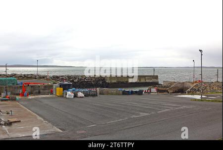 Une vue de l'entrée du petit port de pêche de Breivig sur la côte est de l'île de Lewis, Hébrides extérieures, Écosse. Banque D'Images