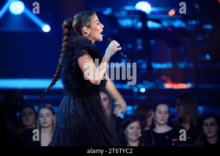 Sarah Engels BEI der Aufzeichnung der TV-Show Die große Silvester Show 2023 In der Baden-Arena in der Messe Offenburg. Offenburg, 09.11.2023 *** Sarah Engels à l'enregistrement de l'émission Die große Silvester Show 2023 dans la Baden Arena au Messe Offenburg Offenburg, 09 11 2023 Foto:XM.xWehnertx/xFuturexImagex silvestershow 3220 Banque D'Images